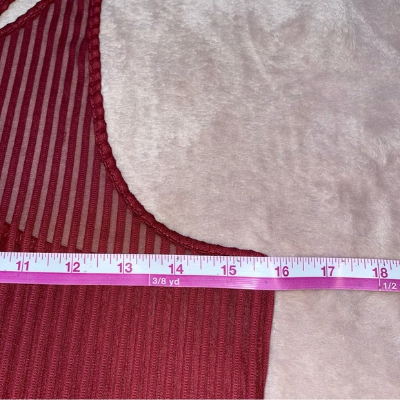 Alo tank top size S - Picture 7 of 8